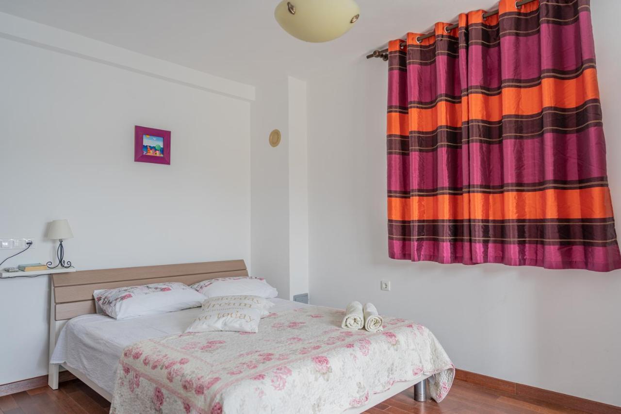 Guesthouse Kamarin Помена Экстерьер фото